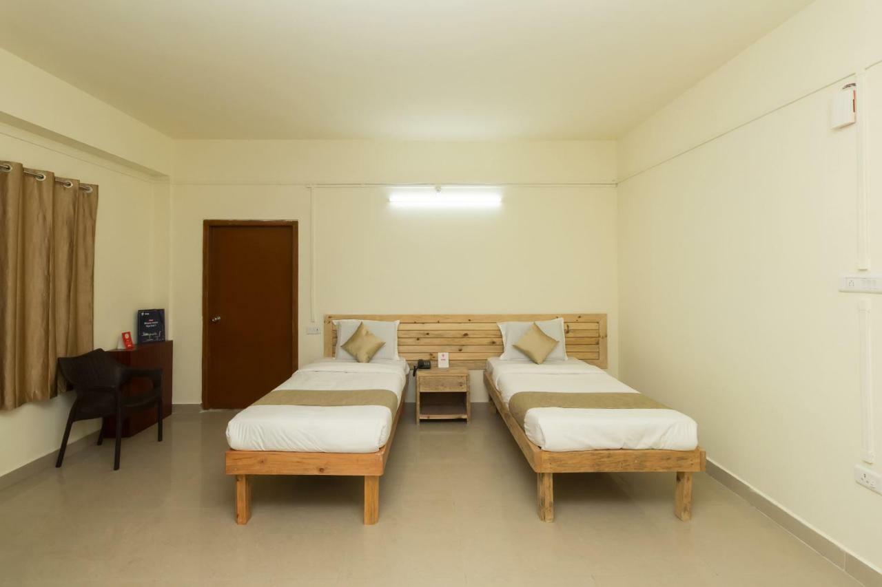 Hotel Travellers Inn ชิลลอง ภายนอก รูปภาพ