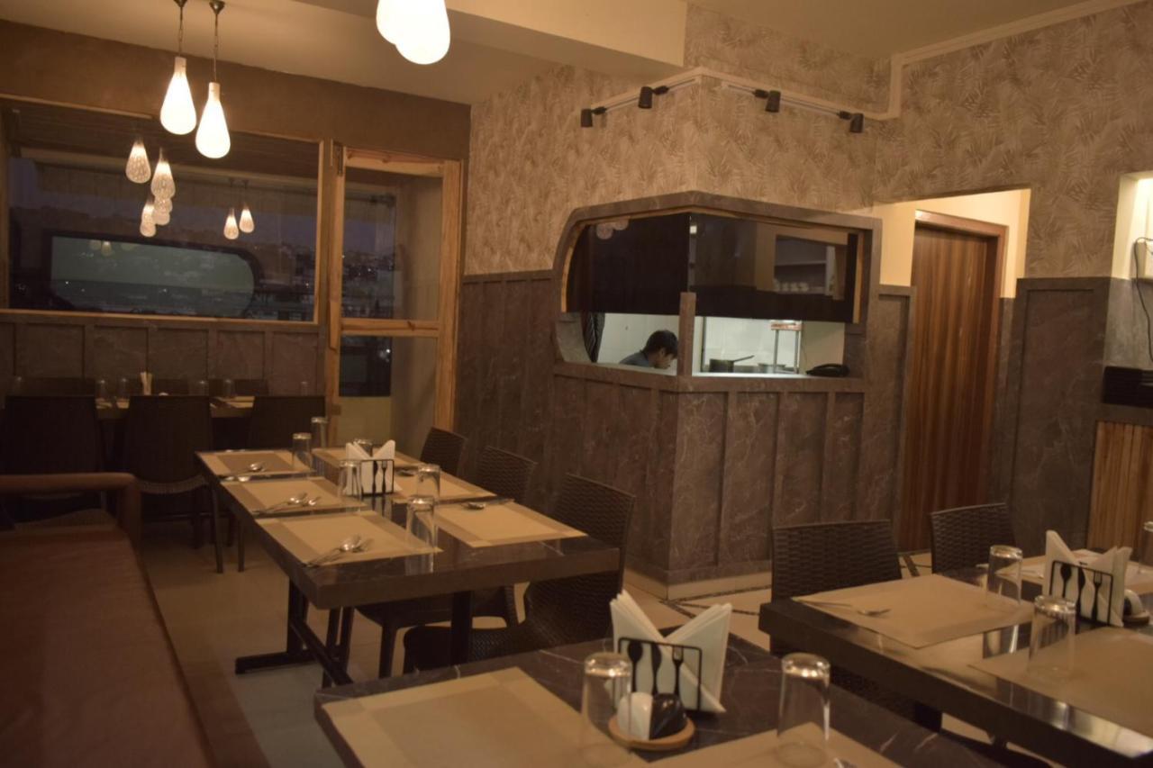 Hotel Travellers Inn ชิลลอง ภายนอก รูปภาพ